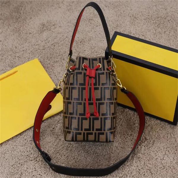 fashion mon bucket bag embossed bulge letter alphabet pattern satchel shoulder bag chain handbags crossbody purse lady leather classic style
fashion mon bucket bag embossed bulge letter alphabet pattern satchel shoulder bag chain handbags crossbody purse lady leather classic style