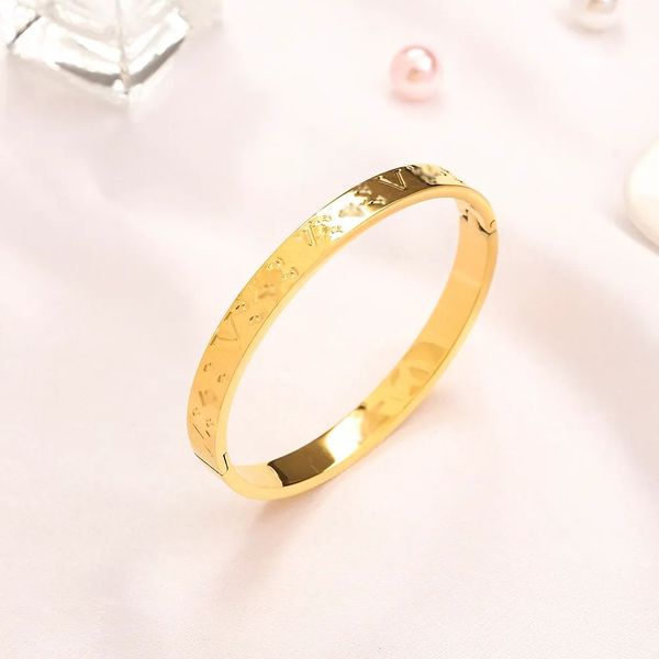 fashion bracelets women bangle luxury designer bracelet crystal 18k gold plated stainless steel wedding jewelry gift, Golden;silver
fashion bracelets women bangle luxury designer bracelet crystal 18k gold plated stainless steel wedding jewelry gift, Golden;silver