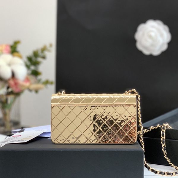 luxury golden flap bag designer handbags crossbody bag 12cm level replication chain bag with box ch112
luxury golden flap bag designer handbags crossbody bag 12cm level replication chain bag with box ch112
