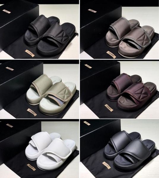 2022 slipper season 6 slides black embroidery waterproof summer men women fashion outdoor slide with shoes box and dust bag7785878
2022 slipper season 6 slides black embroidery waterproof summer men women fashion outdoor slide with shoes box and dust bag7785878