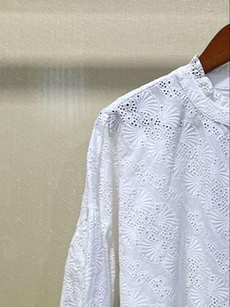 shirts women's lace trim stand collar blouse 2022 summer new lady embroidered hollow out long sleeve shirt and top, White
shirts women's lace trim stand collar blouse 2022 summer new lady embroidered hollow out long sleeve shirt and top, White
