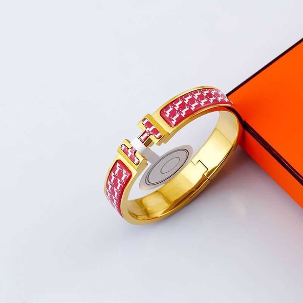 designer bracelets herms bangle advanced h home high edition love pattern enamel fashion trend new titanium steel jewelry, Black
designer bracelets herms bangle advanced h home high edition love pattern enamel fashion trend new titanium steel jewelry, Black
