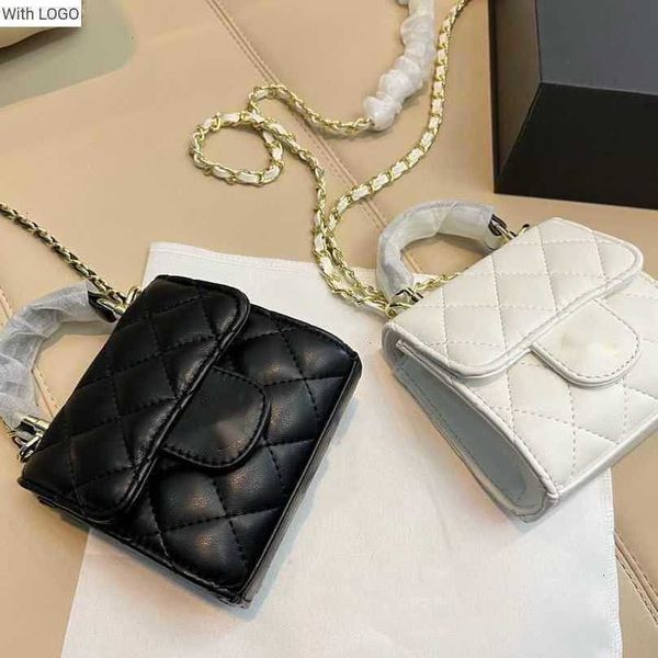 waist bags luxury brand design letter shoulder chain cc bag new fangpanzi chain portable small xiangling grid chain single shoulder crossbod, White
waist bags luxury brand design letter shoulder chain cc bag new fangpanzi chain portable small xiangling grid chain single shoulder crossbod, White
