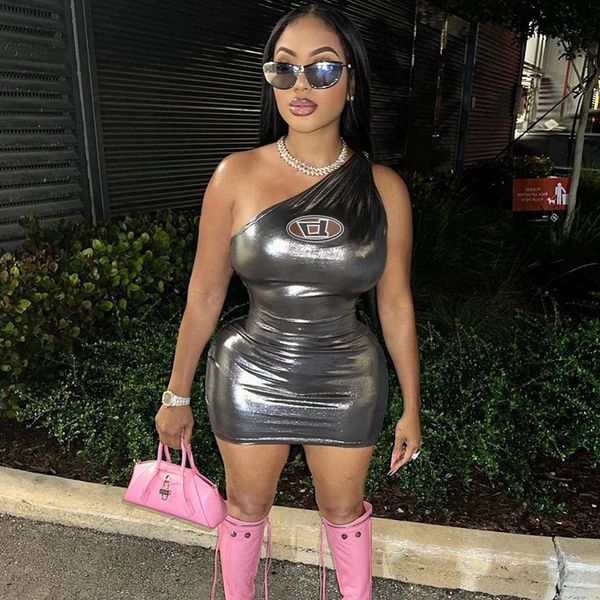 casual dresses letter hollow out metallic gilding mini dress y2k women one shoulder sleeveless bodycon night clubwear party 230419, Black;gray
casual dresses letter hollow out metallic gilding mini dress y2k women one shoulder sleeveless bodycon night clubwear party 230419, Black;gray
