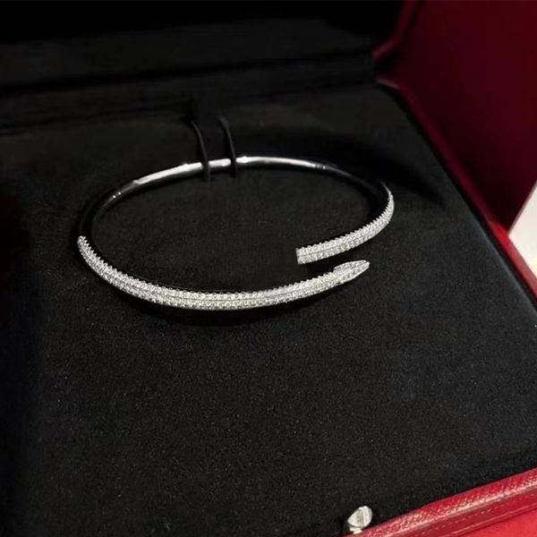new luxury classic nail bracelet love bracelet fashion cuff bracelet gold jewelry valentine's day gift, Black
new luxury classic nail bracelet love bracelet fashion cuff bracelet gold jewelry valentine's day gift, Black