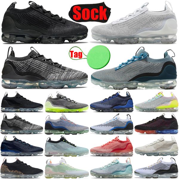 2021s mens womens running shoes triple black white game royal racer blue day to night oatmeal men trainers sneakers
2021s mens womens running shoes triple black white game royal racer blue day to night oatmeal men trainers sneakers