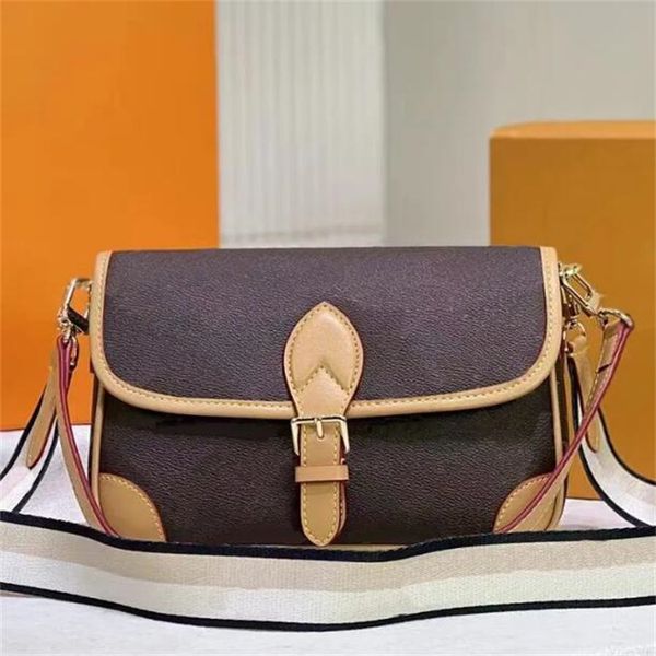 designer luxury handbags women's bag fashion bag women's crossbody bag shoulder handbag dual purpose design classic pattern handba
designer luxury handbags women's bag fashion bag women's crossbody bag shoulder handbag dual purpose design classic pattern handba