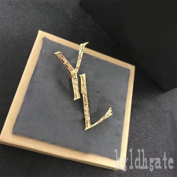 sweater women letter brooch brass designer brooches alligators texture charms clothes unique accessories vintage glossy craft plated gold br, Gray
sweater women letter brooch brass designer brooches alligators texture charms clothes unique accessories vintage glossy craft plated gold br, Gray