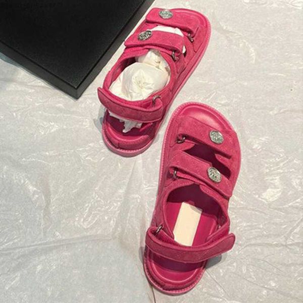 2022 genuine leather women sandals open toe women beach sandals summer fashion roman sandals women flat sandals designer sandals 0419, Black
2022 genuine leather women sandals open toe women beach sandals summer fashion roman sandals women flat sandals designer sandals 0419, Black