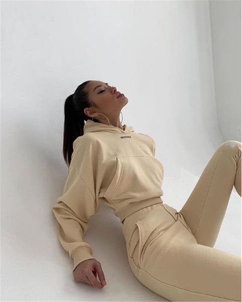 pants 2022 fleece tracksuits women's crop hoodie and pants set fashion sportwear pink tracksuit set causal suits on for women y2k, White
pants 2022 fleece tracksuits women's crop hoodie and pants set fashion sportwear pink tracksuit set causal suits on for women y2k, White