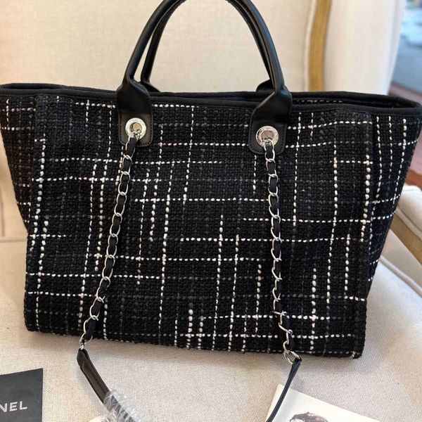evening bags luxury brand design letter quilted shoulder chain cc bag woman's jumbo maxi gst shopping bags lambskin leather handbag mes, White
evening bags luxury brand design letter quilted shoulder chain cc bag woman's jumbo maxi gst shopping bags lambskin leather handbag mes, White