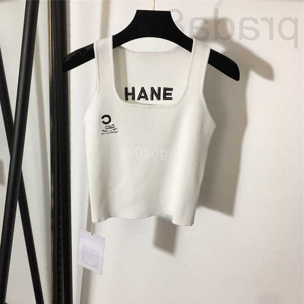 women's t-shirt designer 2022 women summer knit tee designer with letter embroidery female casual milan runway cotton tank crop t-shir, White
women's t-shirt designer 2022 women summer knit tee designer with letter embroidery female casual milan runway cotton tank crop t-shir, White