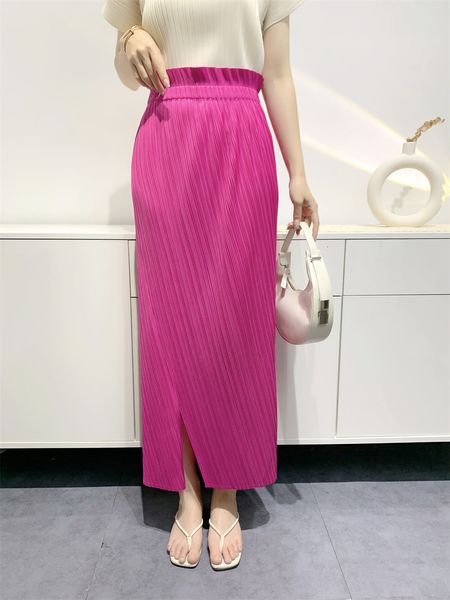 skirts yudx miyake pleated women's long half skirt summer temperament slim pleated skirt high waist open half skirt niche design 230419, Black
skirts yudx miyake pleated women's long half skirt summer temperament slim pleated skirt high waist open half skirt niche design 230419, Black