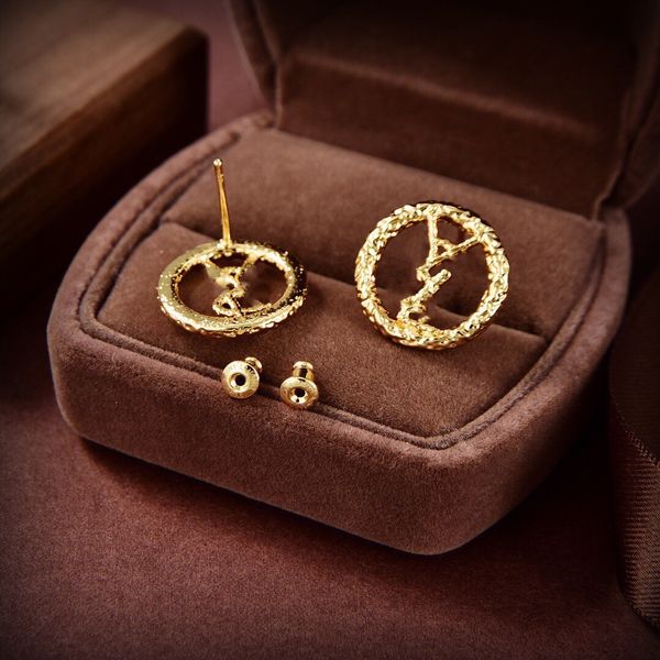 fashion simple stud luxury brand designers letters stud geometric ysltiy famous women round earring wedding party jewelry ms1g, Golden;silver
fashion simple stud luxury brand designers letters stud geometric ysltiy famous women round earring wedding party jewelry ms1g, Golden;silver