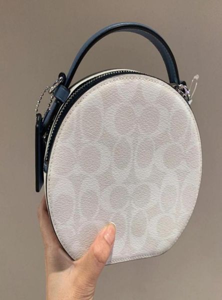 brand women039s coin purses classic coated presbyopia crossbody varsity fashion round cake bag oneshoulder messenger bags7958485, Red;black
brand women039s coin purses classic coated presbyopia crossbody varsity fashion round cake bag oneshoulder messenger bags7958485, Red;black
