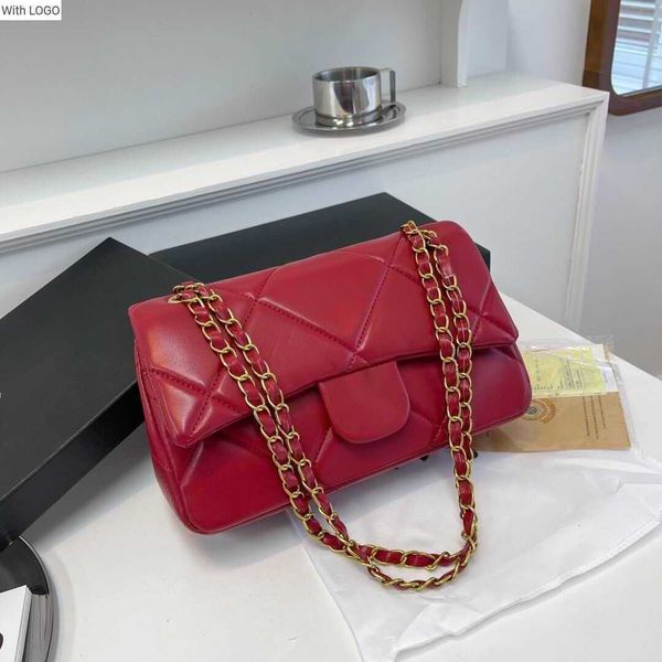 waist bags luxury brand design letter quilted cc bag high beauty square large diamond chain wrap square fat medium red inside foreign premiu, White
waist bags luxury brand design letter quilted cc bag high beauty square large diamond chain wrap square fat medium red inside foreign premiu, White