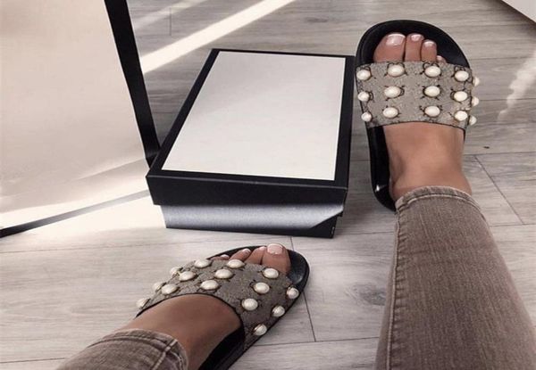 designer woman g slippers men slipper gear bottoms flip flops women luxury sandals fashion causal shoes size 3542 with box9271235, Black
designer woman g slippers men slipper gear bottoms flip flops women luxury sandals fashion causal shoes size 3542 with box9271235, Black