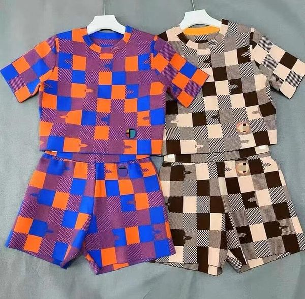 2023 women's tracksuits casual knit plaid round neck short shorts fashion two-piece set, Gray
2023 women's tracksuits casual knit plaid round neck short shorts fashion two-piece set, Gray