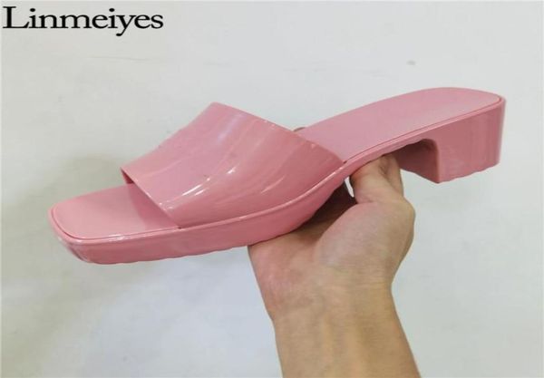 new pvc women slippers open square toe jelly shoes chunky heel ladies slides casual beach shoes woman mules1810417, Black
new pvc women slippers open square toe jelly shoes chunky heel ladies slides casual beach shoes woman mules1810417, Black