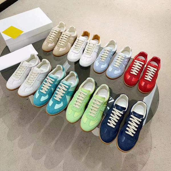 casual shoes women designer sneaker men causal shoe lace-up non-slip couple jogging sport platformvintage white skate sneakers with box, Black
casual shoes women designer sneaker men causal shoe lace-up non-slip couple jogging sport platformvintage white skate sneakers with box, Black