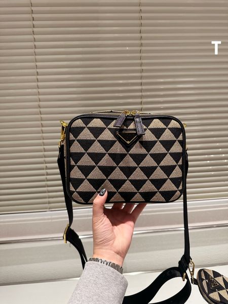 designer shoulder bag purse luxury triangle handbag crossbody bag symbole jacquard women men backpack wallet messenger phone camera dhgate b
designer shoulder bag purse luxury triangle handbag crossbody bag symbole jacquard women men backpack wallet messenger phone camera dhgate b