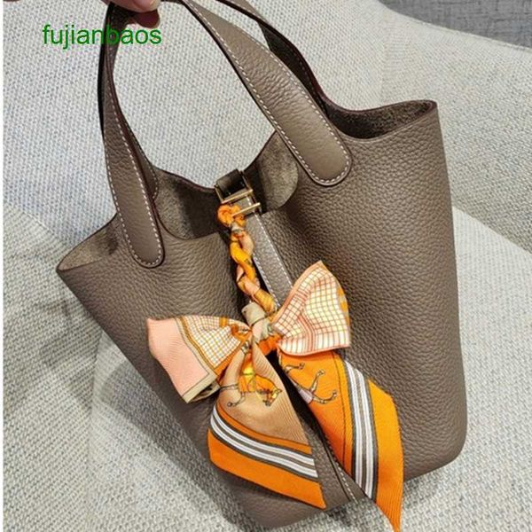 hemres picotn handbags 2023 new layer litchi veined cowhide vegetable basket bag fashion one shoulder portable casual bucket gwe, Black
hemres picotn handbags 2023 new layer litchi veined cowhide vegetable basket bag fashion one shoulder portable casual bucket gwe, Black