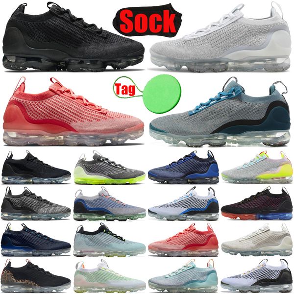 2021s mens womens running shoes triple white game royal racer blue day to night neon oatmeal men trainers sneakers wholesale
2021s mens womens running shoes triple white game royal racer blue day to night neon oatmeal men trainers sneakers wholesale
