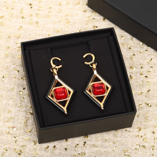 2023 luxury quality charm drop earring with red colord design and sparkly diamond in 18k gold plated have box stamp ps7848a, Golden
2023 luxury quality charm drop earring with red colord design and sparkly diamond in 18k gold plated have box stamp ps7848a, Golden