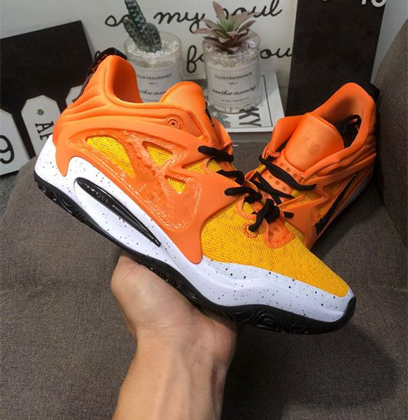 kd 15 orange men basketball shoes for saale bad purple aunt pearl 9th wonder men sport shoe trainner sneakers with box size 40-46
kd 15 orange men basketball shoes for saale bad purple aunt pearl 9th wonder men sport shoe trainner sneakers with box size 40-46