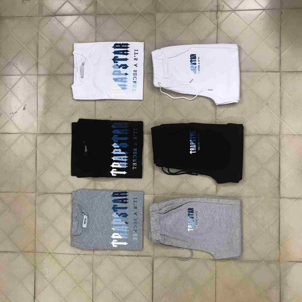 men's t-shirts trapstar men t shirt rainbow towel embroidery hip hop casual short sleeve shorts pants suit, White;black
men's t-shirts trapstar men t shirt rainbow towel embroidery hip hop casual short sleeve shorts pants suit, White;black