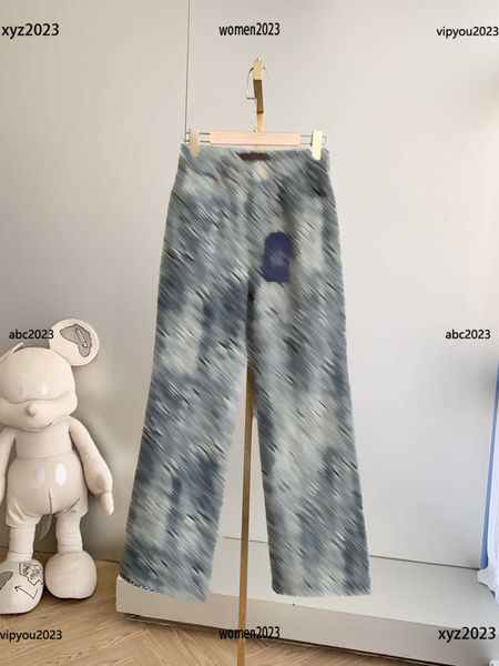 womens designer clothing letter flower print jeans trousers gradient denim pants new products, Blue
womens designer clothing letter flower print jeans trousers gradient denim pants new products, Blue