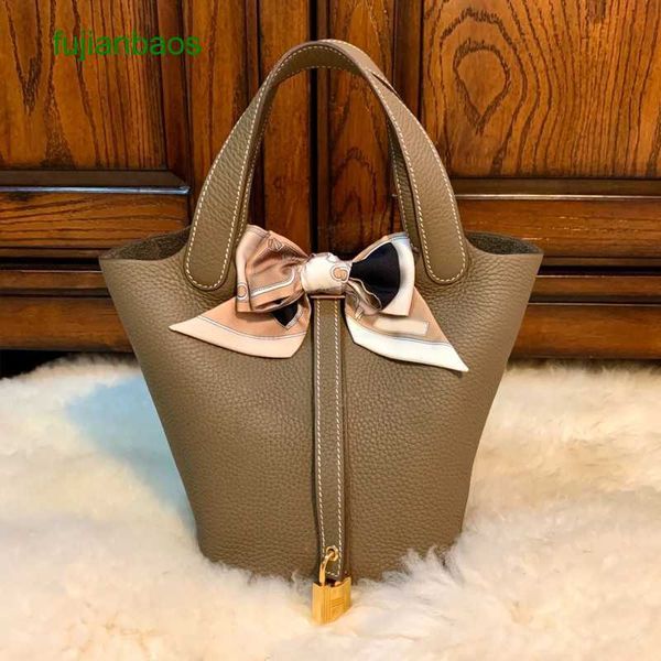 hemres picotn handbags 2023 full handmade vegetable basket with layer tc large leather hand sewn wax line fashionable high-end fashion bucke, Black
hemres picotn handbags 2023 full handmade vegetable basket with layer tc large leather hand sewn wax line fashionable high-end fashion bucke, Black