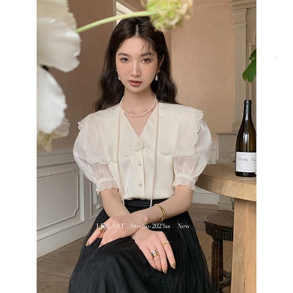 rows lelart thirteen 2023 early summer new french elegant large neck bubble short sleeve v-neck shirt women's cardigan, White
rows lelart thirteen 2023 early summer new french elegant large neck bubble short sleeve v-neck shirt women's cardigan, White