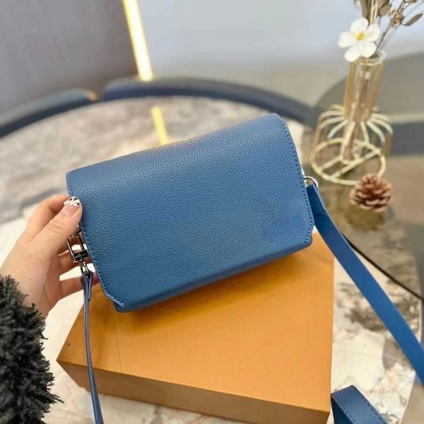 luxury designer bags handbag shoulder crossbody bags tote bag 2023 new fashion texture multifunctional portable envelope bag camera bags fac
luxury designer bags handbag shoulder crossbody bags tote bag 2023 new fashion texture multifunctional portable envelope bag camera bags fac