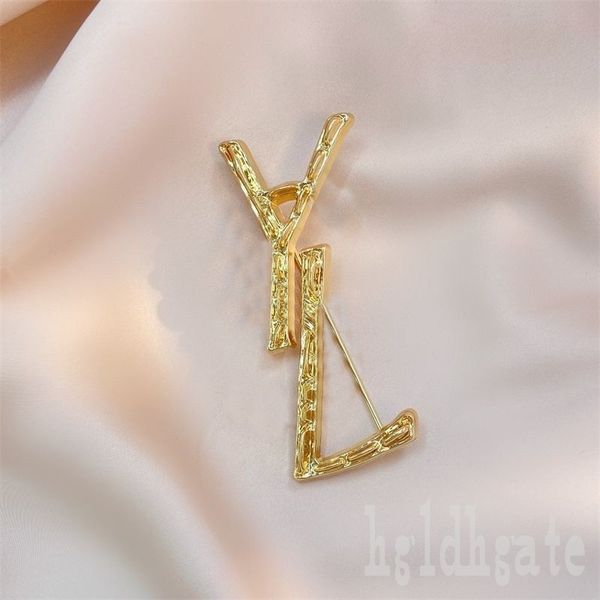 gold plated designer brooches vintage broche shirt metals large sweaters letter hats designers women alligator texture brooch men vanguard g, Gray
gold plated designer brooches vintage broche shirt metals large sweaters letter hats designers women alligator texture brooch men vanguard g, Gray