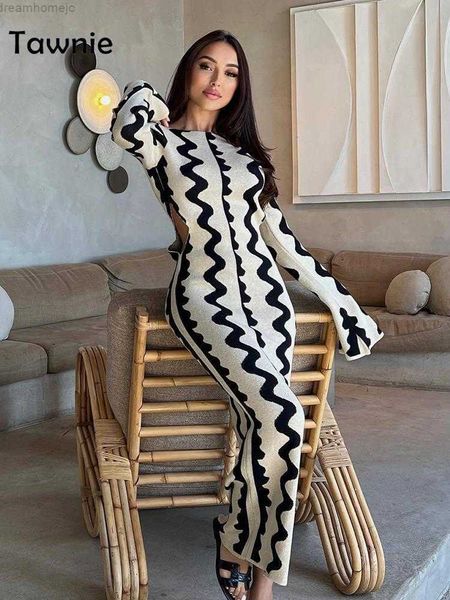 tawnie y2k knitted maxi dress women 2023 autumn winter elegant bodycon chic flare sleeve hollow out sweater dresses casual 0419, Black;gray
tawnie y2k knitted maxi dress women 2023 autumn winter elegant bodycon chic flare sleeve hollow out sweater dresses casual 0419, Black;gray