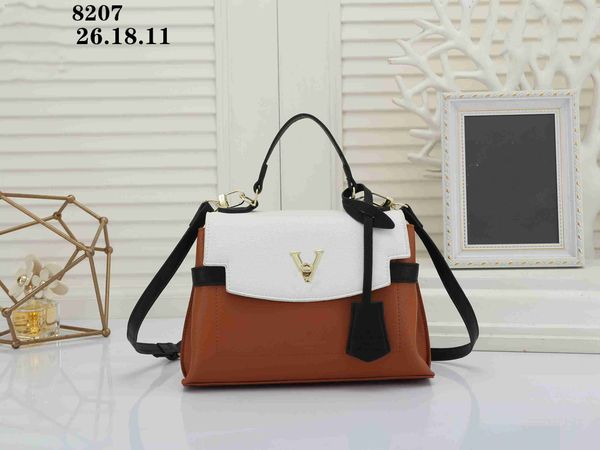 lockme ever bb bag women one shoulder crossbody bag designer bag handbag high capacity tote presbyopia clutch bags chain bag wallet
lockme ever bb bag women one shoulder crossbody bag designer bag handbag high capacity tote presbyopia clutch bags chain bag wallet