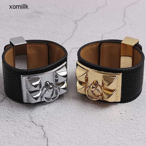 hermm elegant jade bangle bracelet bracelet female korean trendsetter leather gold wide titanium steel fashion punk style rivet belt buckle, Golden;silver
hermm elegant jade bangle bracelet bracelet female korean trendsetter leather gold wide titanium steel fashion punk style rivet belt buckle, Golden;silver