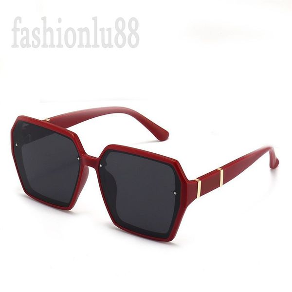 sunglass designer shades glasses with acetate wide frame solid color trendy metal parts occhiali da sole exquisite beach mens sunglasses mat, White;black
sunglass designer shades glasses with acetate wide frame solid color trendy metal parts occhiali da sole exquisite beach mens sunglasses mat, White;black
