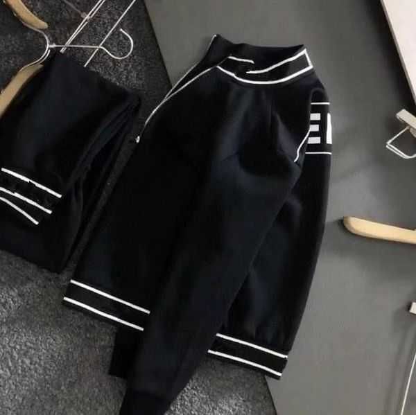 men women casual tracksuit spring autumn men's sets solid color sportswear brand hoodie pants clothing fashion 2 pieces set sports suit, Gray
men women casual tracksuit spring autumn men's sets solid color sportswear brand hoodie pants clothing fashion 2 pieces set sports suit, Gray