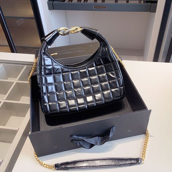 hobo underarm shoulder crescent bags chain shopping women handbags quilting genuine leather vintage bag zipper waterproof handbag purse adju
hobo underarm shoulder crescent bags chain shopping women handbags quilting genuine leather vintage bag zipper waterproof handbag purse adju