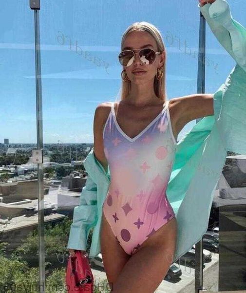 designer bikini swimsuit 2022 original brand design new womens swimsuit fashion europe and the united states print v beach bikini huiya0, White;black
designer bikini swimsuit 2022 original brand design new womens swimsuit fashion europe and the united states print v beach bikini huiya0, White;black
