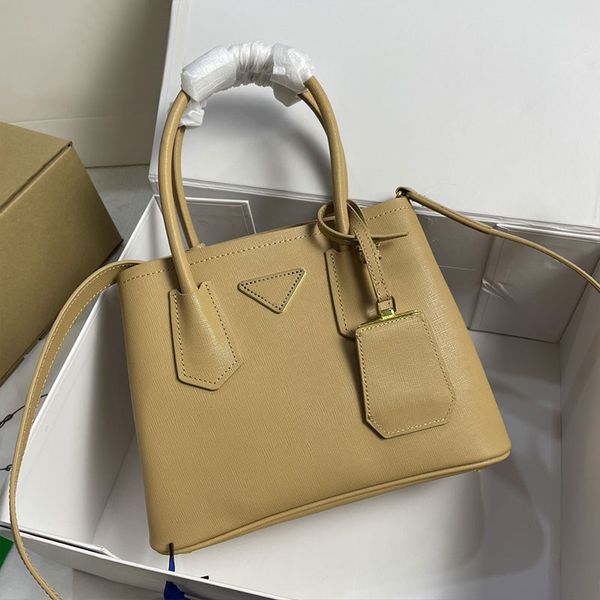 double handbag purse crossbody bags genuine leather detachable long strap fashion letters golden hardware plain bucket shoulder bags
double handbag purse crossbody bags genuine leather detachable long strap fashion letters golden hardware plain bucket shoulder bags