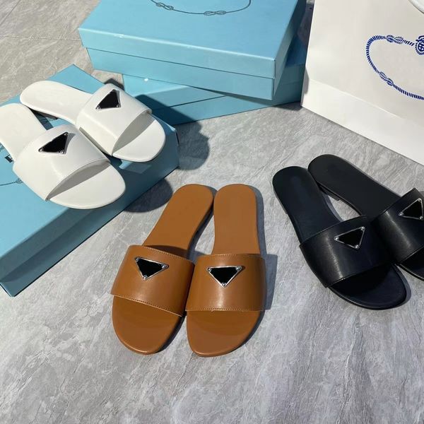 women designers slipper sandals flat slides flops summer triangle leather outdoor loafers bath shoes beachwear slippers black white brown fa
women designers slipper sandals flat slides flops summer triangle leather outdoor loafers bath shoes beachwear slippers black white brown fa