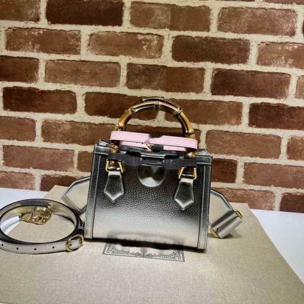 luxury brand bags diana bamboo mini 702732 woman embossing handbag leather shoulder ophidi 9r01 hmm6, Black;white
luxury brand bags diana bamboo mini 702732 woman embossing handbag leather shoulder ophidi 9r01 hmm6, Black;white