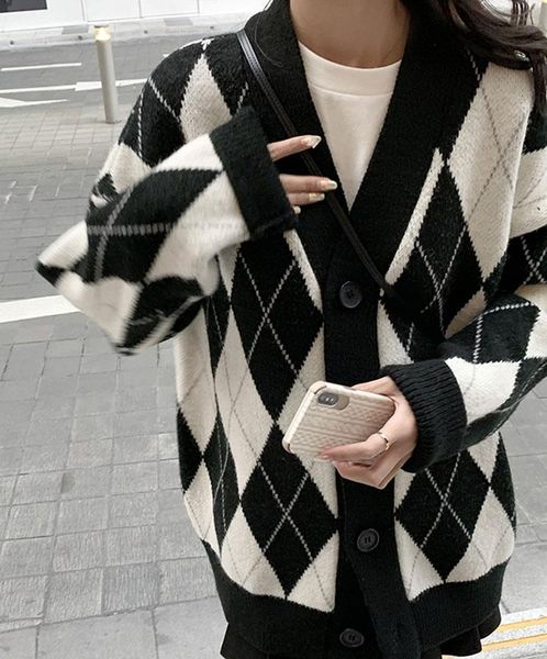 sweaters thick long cardigans for women 2021 japanese retro argyle sweaters casual loose vneck button up contrast cardigan coat, White;black
sweaters thick long cardigans for women 2021 japanese retro argyle sweaters casual loose vneck button up contrast cardigan coat, White;black