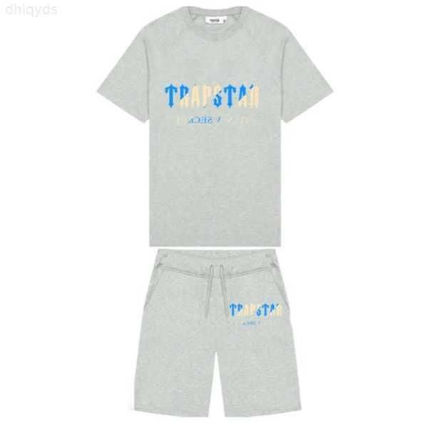 mens trapstar t shirt short sleeve print outfit chenille tracksuit black cotton london streetwear s-2xl djmi 61pk1, Gray
mens trapstar t shirt short sleeve print outfit chenille tracksuit black cotton london streetwear s-2xl djmi 61pk1, Gray