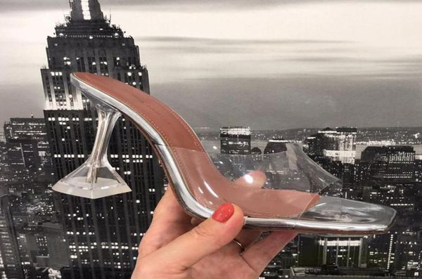 2021 quality amina shoes clear pvc woman fashion rare edition muaddi lupita mule sandals high heel italy slippers6398039, Black
2021 quality amina shoes clear pvc woman fashion rare edition muaddi lupita mule sandals high heel italy slippers6398039, Black