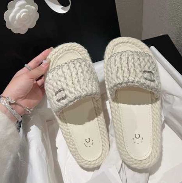 2023 new woven thick bottom sandals women's beach vacation paris designer casual chain flats slippers fashion double show leather non-s, Black
2023 new woven thick bottom sandals women's beach vacation paris designer casual chain flats slippers fashion double show leather non-s, Black