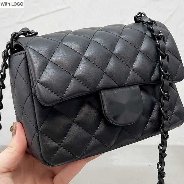 evening bags luxury brand design letter quilted shoulder chain cc bag fashionable style women's delicate large capacity single room lin, White
evening bags luxury brand design letter quilted shoulder chain cc bag fashionable style women's delicate large capacity single room lin, White